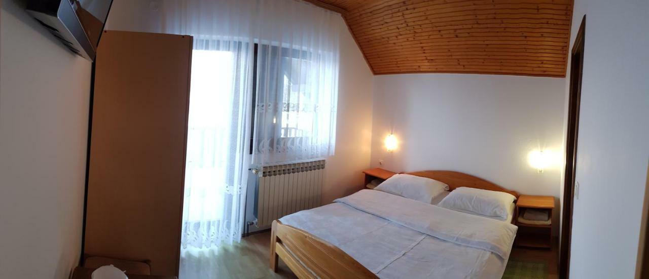 House Anamarija Hotel Seliste Dreznicko Eksteriør billede